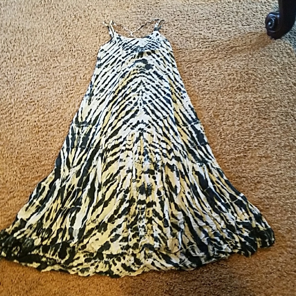 Etiquette Open Back Tie Dye Maxi Dress L